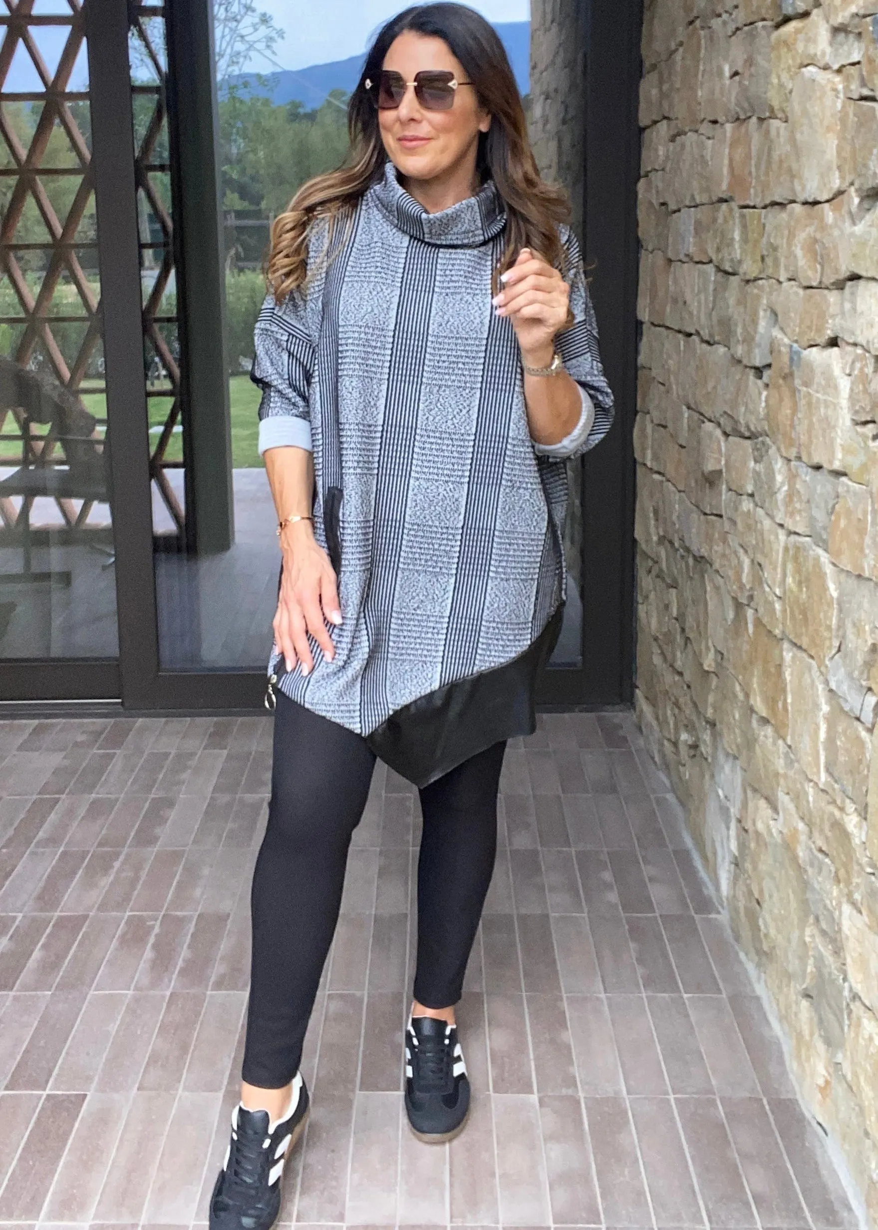 Bethany Black Large Check Tunic