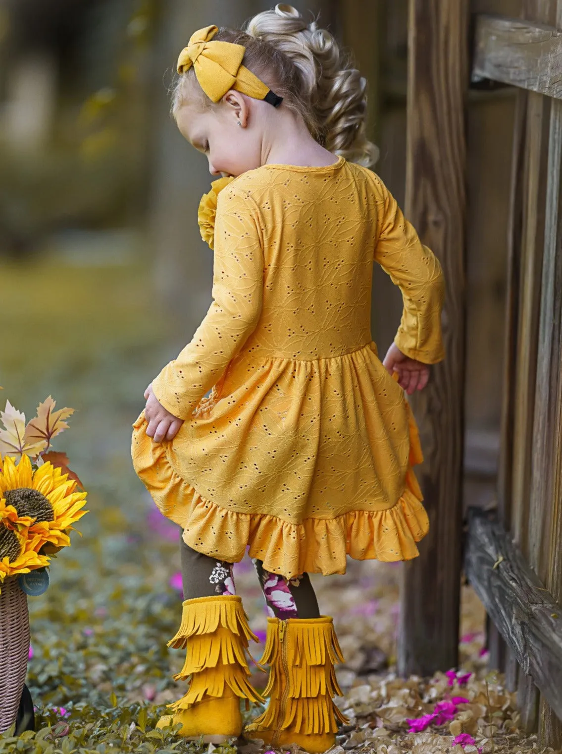 Fun With Florals Eyelet Ruffled Tunic and Legging Set