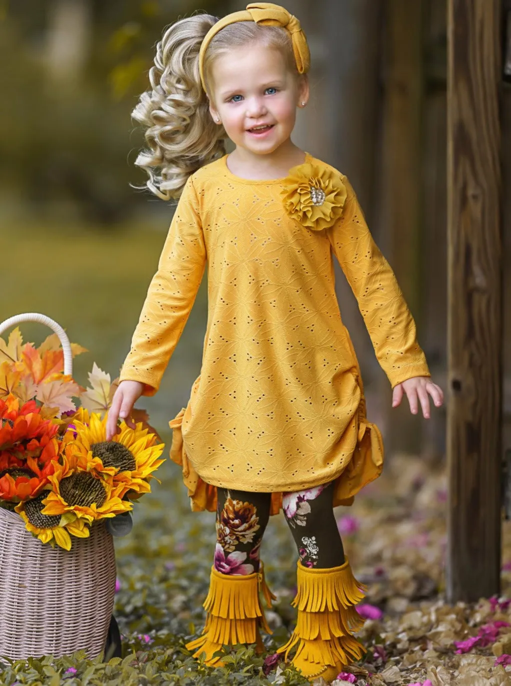 Fun With Florals Eyelet Ruffled Tunic and Legging Set