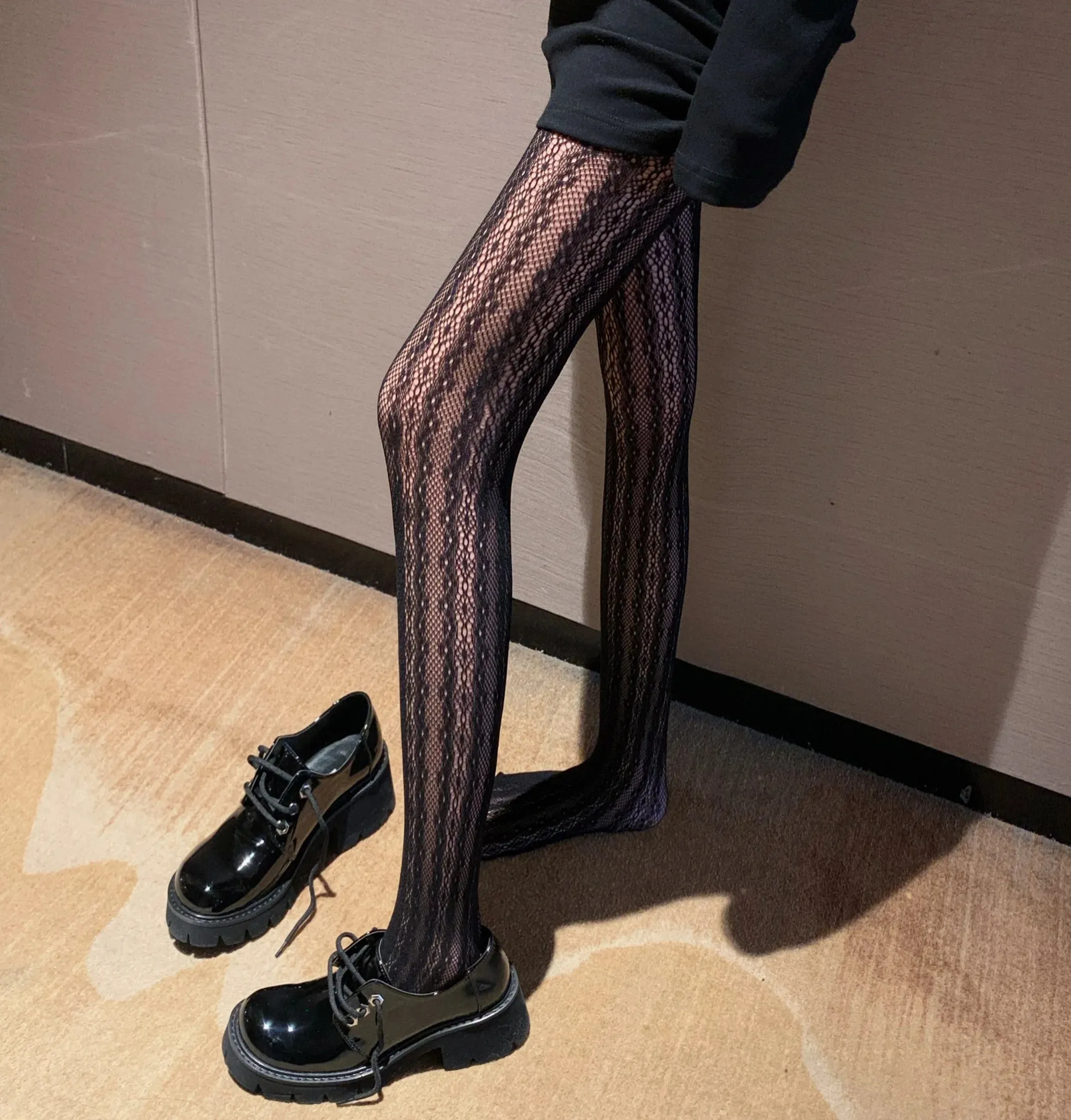 Hollowed Lace Mesh Stockings Bottomed Pantyhose Classic Tights