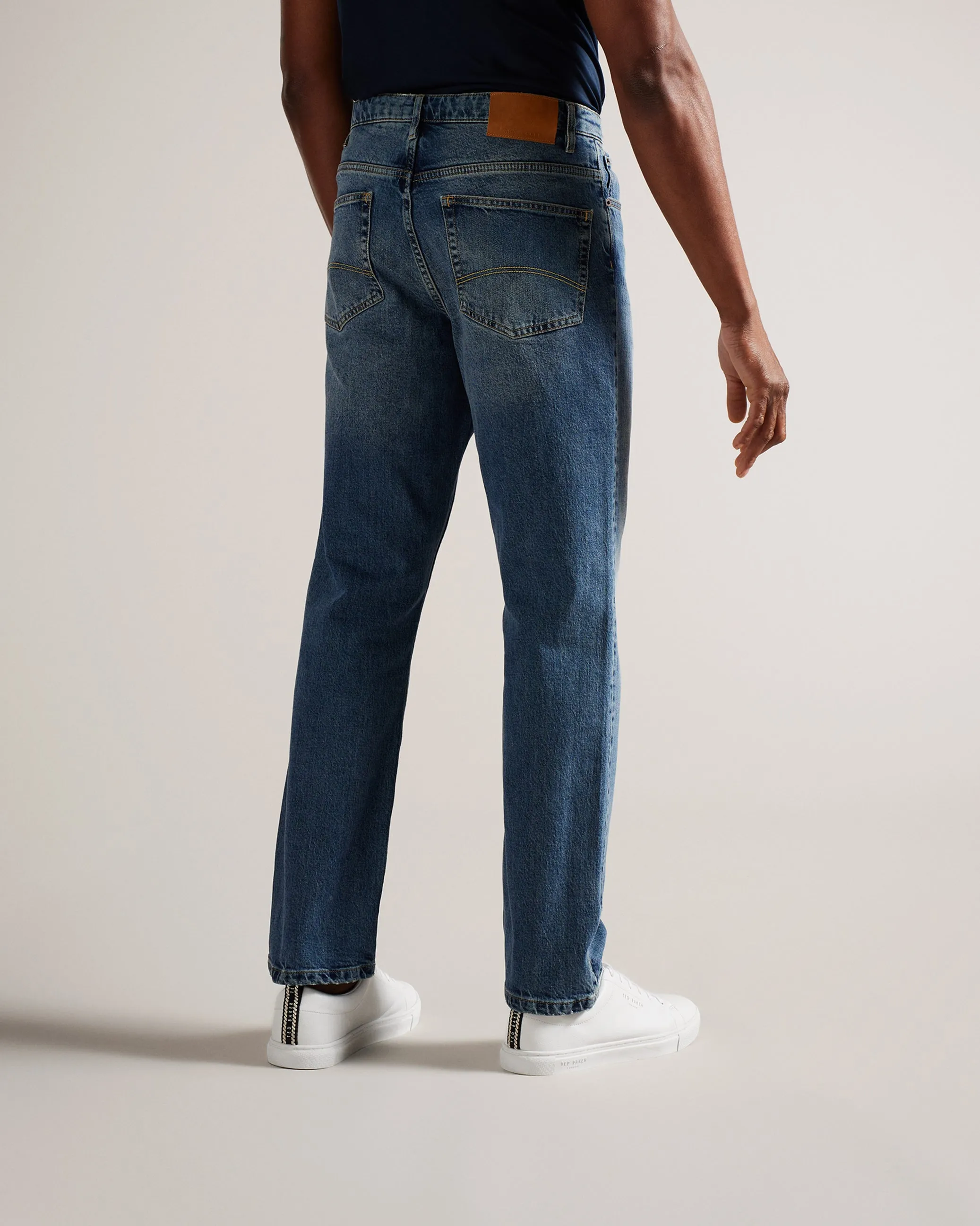 Joeyy Straight Leg Stretch Jeans Mid-Blue