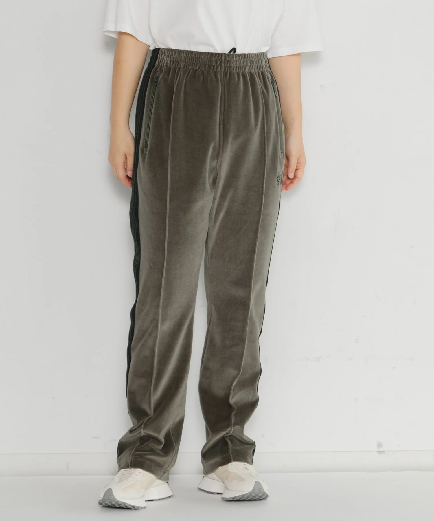 【MEN , WOMEN】NEEDLES Narrow Track Pant - C/Pe Velour