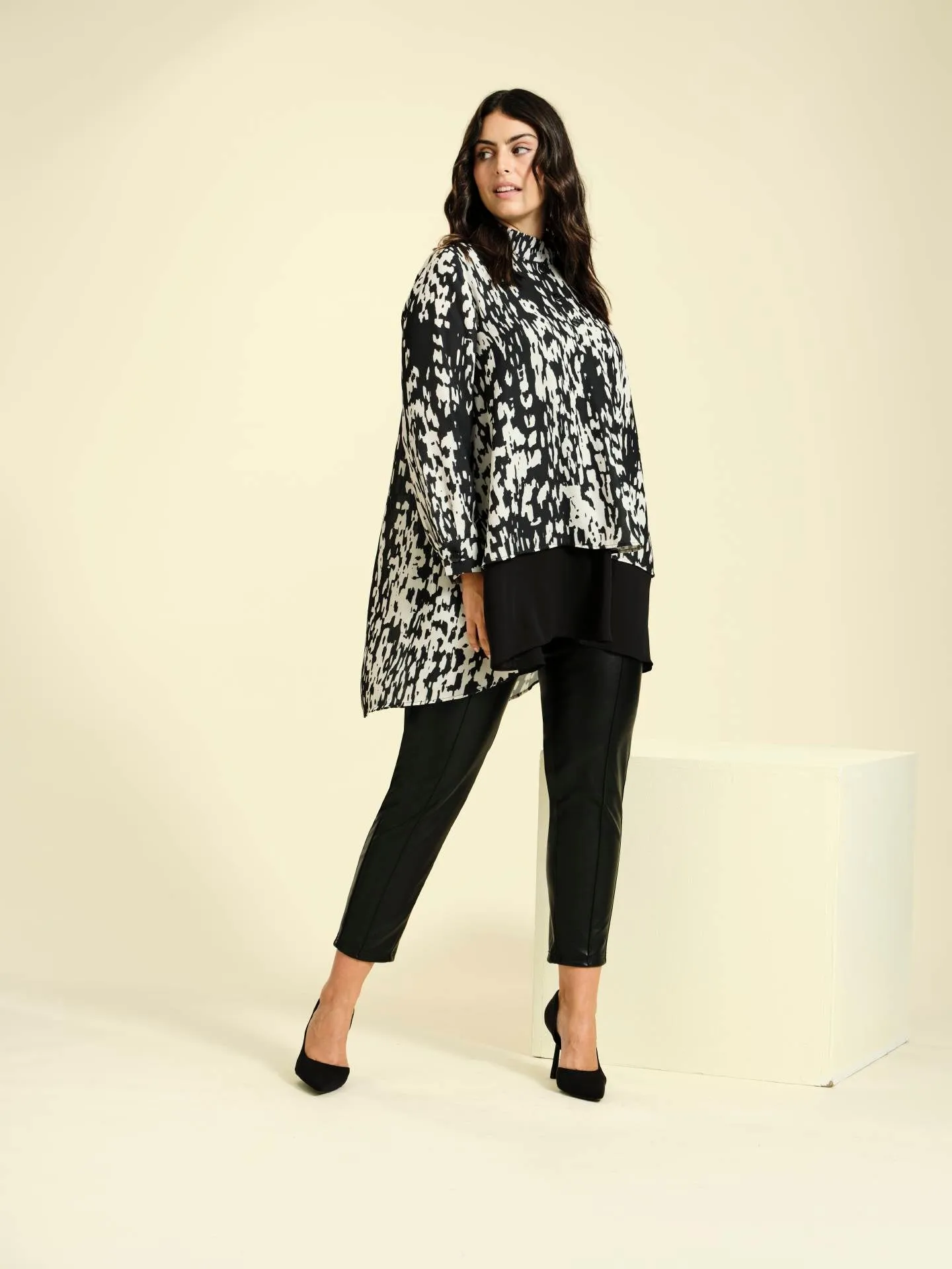 Ulla Popken Tunic in Monochrome Print